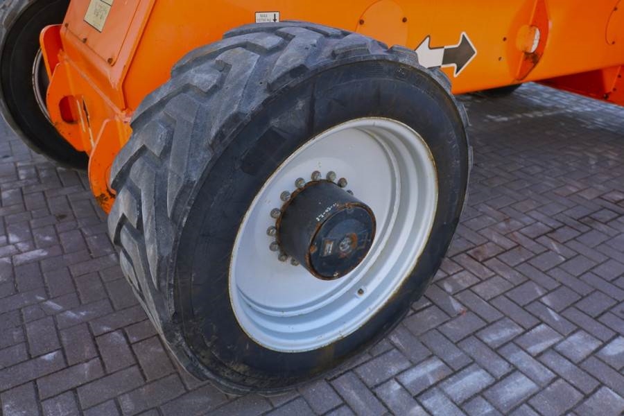 JLG 1250AJP Diesel, 4x4x4 Drive, 40.1m Working Height, 2014 JLG - 1250AJP - 50005 1250AJP Diesel, 4x4x4 Drive, 40.1m Worki...
