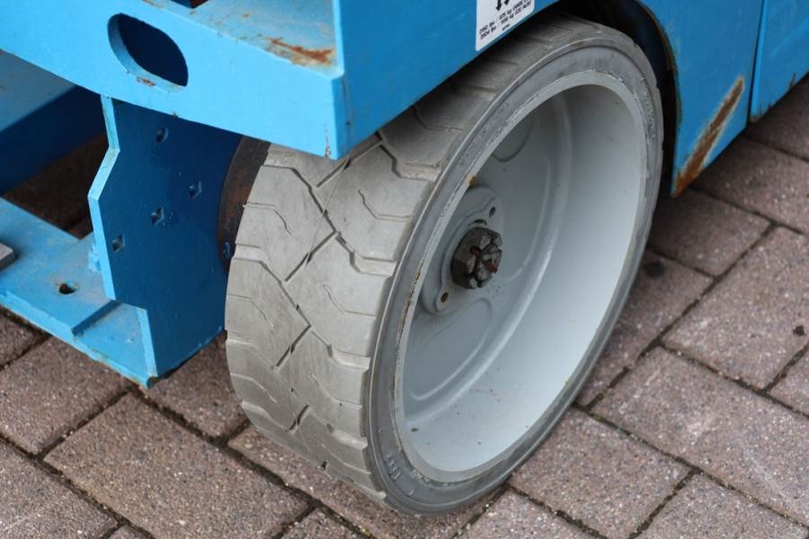 Genie GS2646 Electric, Working Height 9.80m, Capacity 45 2013 GENIE - GS2646 - 90022 GS2646 Electric, Working Height 9.80m...
