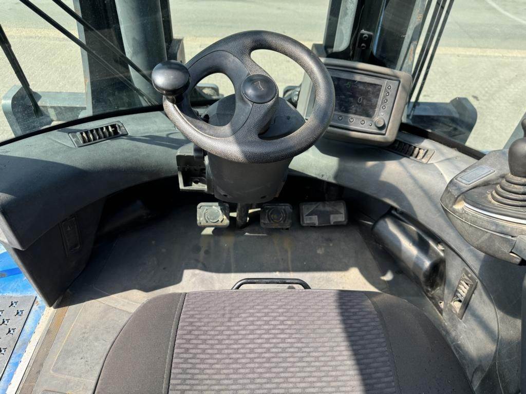 Linde H320 2011 D4067 H320 2011 1 Forklift image 10