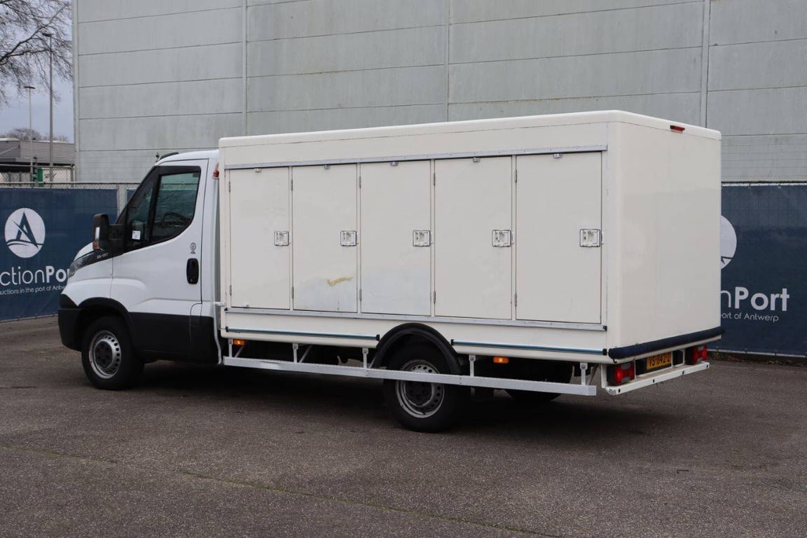 Iveco 35S13 Diesel Box Truck 2016 2016 35S13 2016 1 image 5