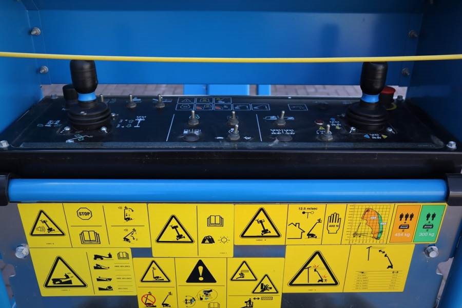 Genie S45XC Trax Valid inspection, *Guarantee! Diesel, 4 2022 GENIE - S45XC Trax - 61229 S45XC Trax Valid inspection, *Gua...