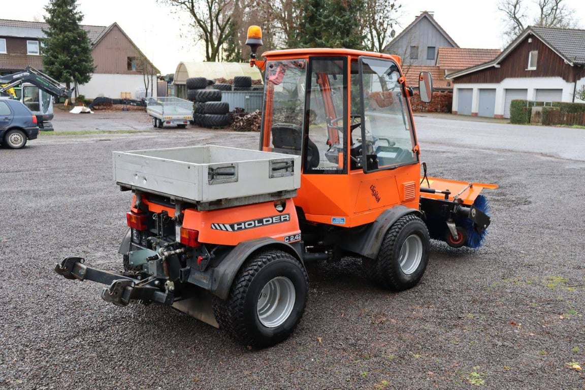 Mini tractor Holder C 2.42 Diesel with sweeping brush Holder C 2.42 1 image 7