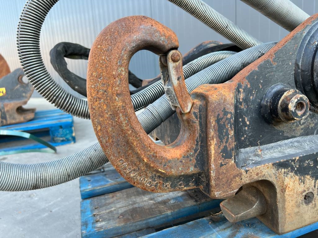 OilQuick OQ65 - M314F / M316F / M318F 2018 907477 OilQuick OQ65 - M314F / M316F / M318F 2018 1 image 8