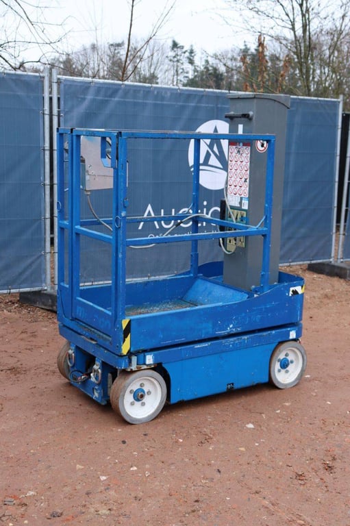 Skyjack SJ 12 Electric Mast Lift 5.66m 2015 2015 SJ 12 2015 1 image 9