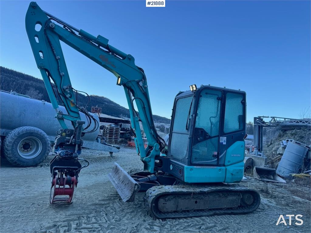 Kobelco SK55SRX-6 with Rototilt and 3 buckets. 2330 hours! 2018 21888 SK55SRX-6 with Rototilt and 3 buckets. 2330 hours! 2...