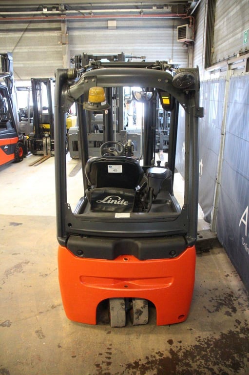Forklift Linde E16 Electric 1600kg 4.62m E16 1 Forklift image 4