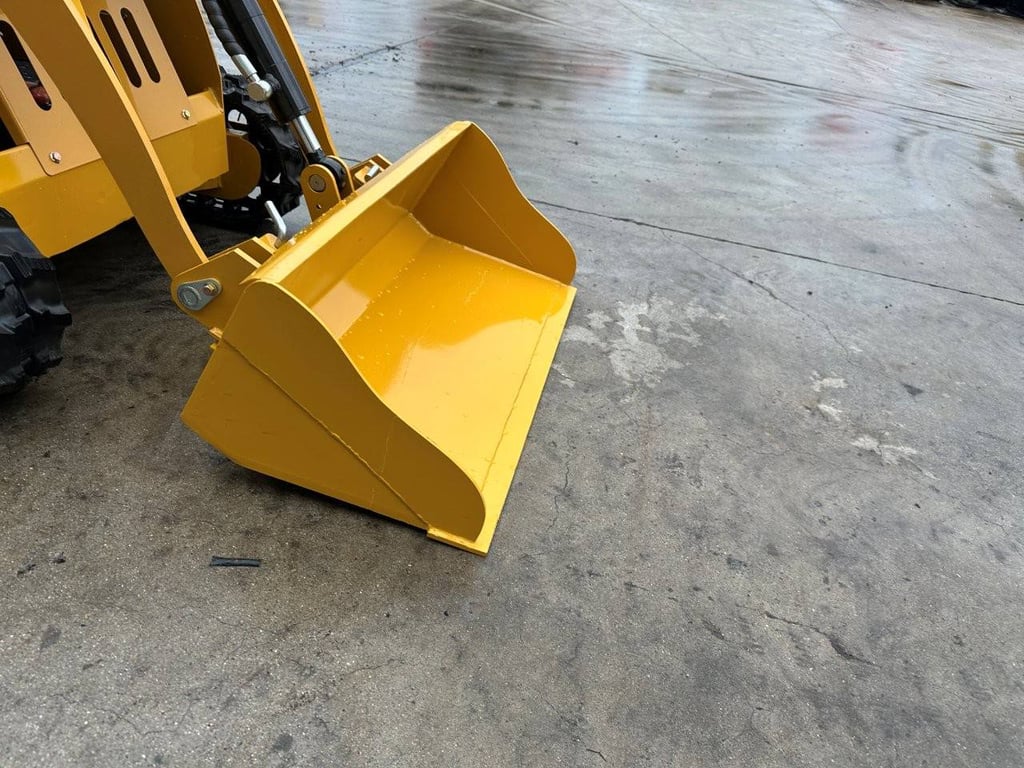 Skid Steer Loader IR IRL30 Petrol 2025 with Excavator Arm GIYI ZWB New 2025 IR IRL30 2025 0 image 14