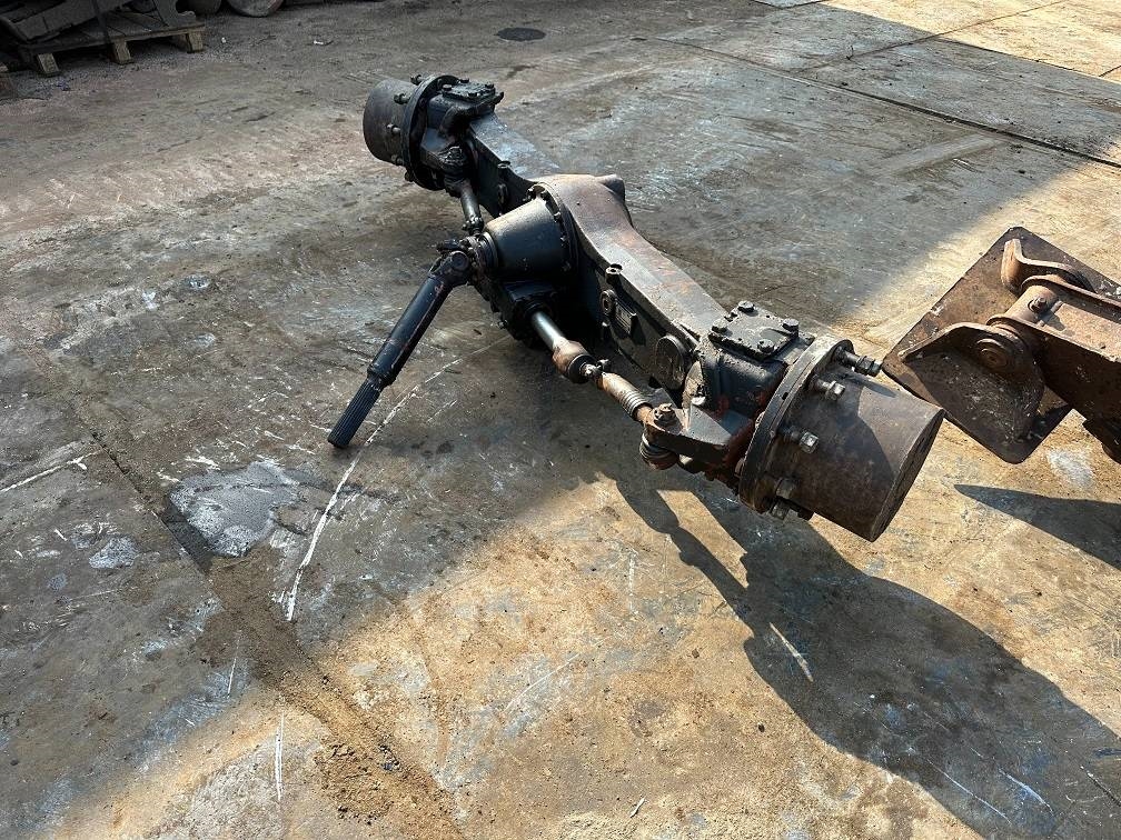 CAT 214 B FT axel zf 4472074023 5069 214 B FT axel zf 4472074023 1 Wheeled Excavators image 2