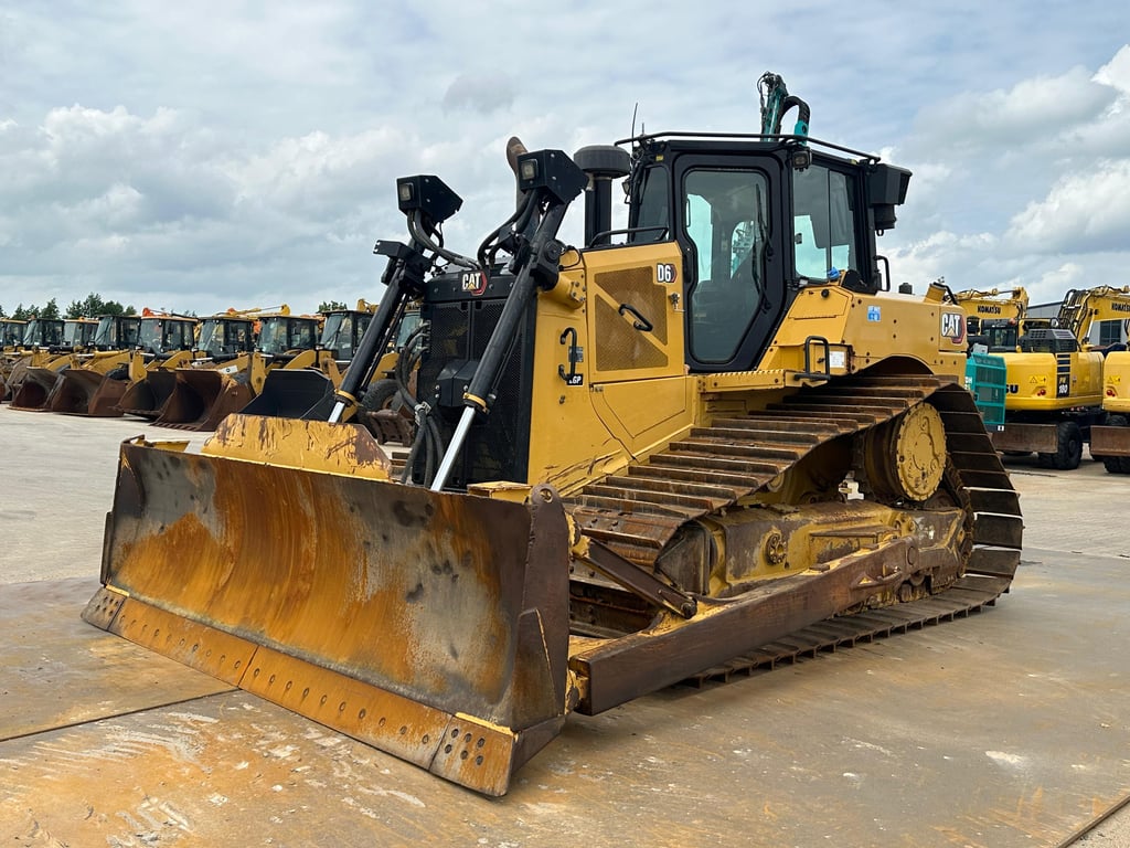 Caterpillar D6 LGP 2019 00033395 D6 LGP 2019 1 image 2