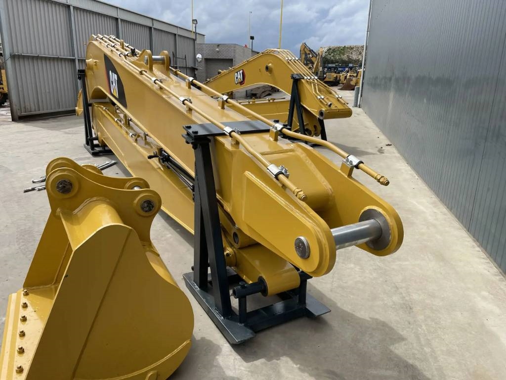 CAT 323D 15m Set Long Reach Equipment 2025 904734 323D 15m Set Long Reach Equipment 2025 0 image 14