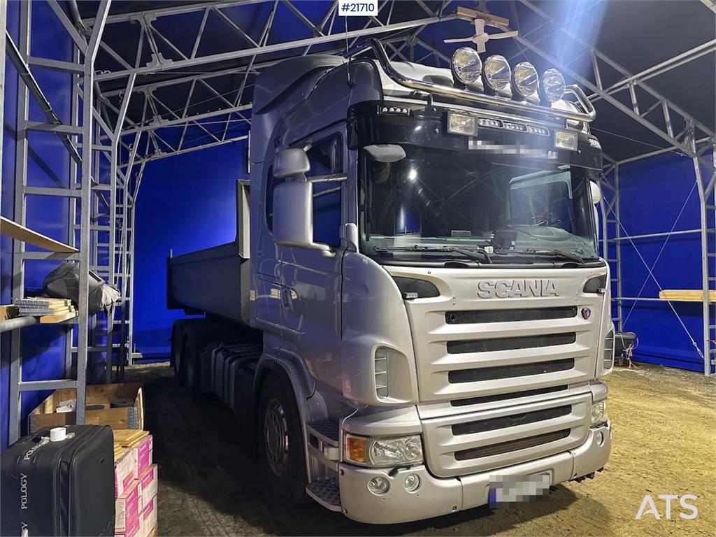 Scania R560 brøyterigget krokbil m / 20 T krok og kasse. 2008 21710 R560 brøyterigget krokbil m / 20 T krok og kasse. 2008...