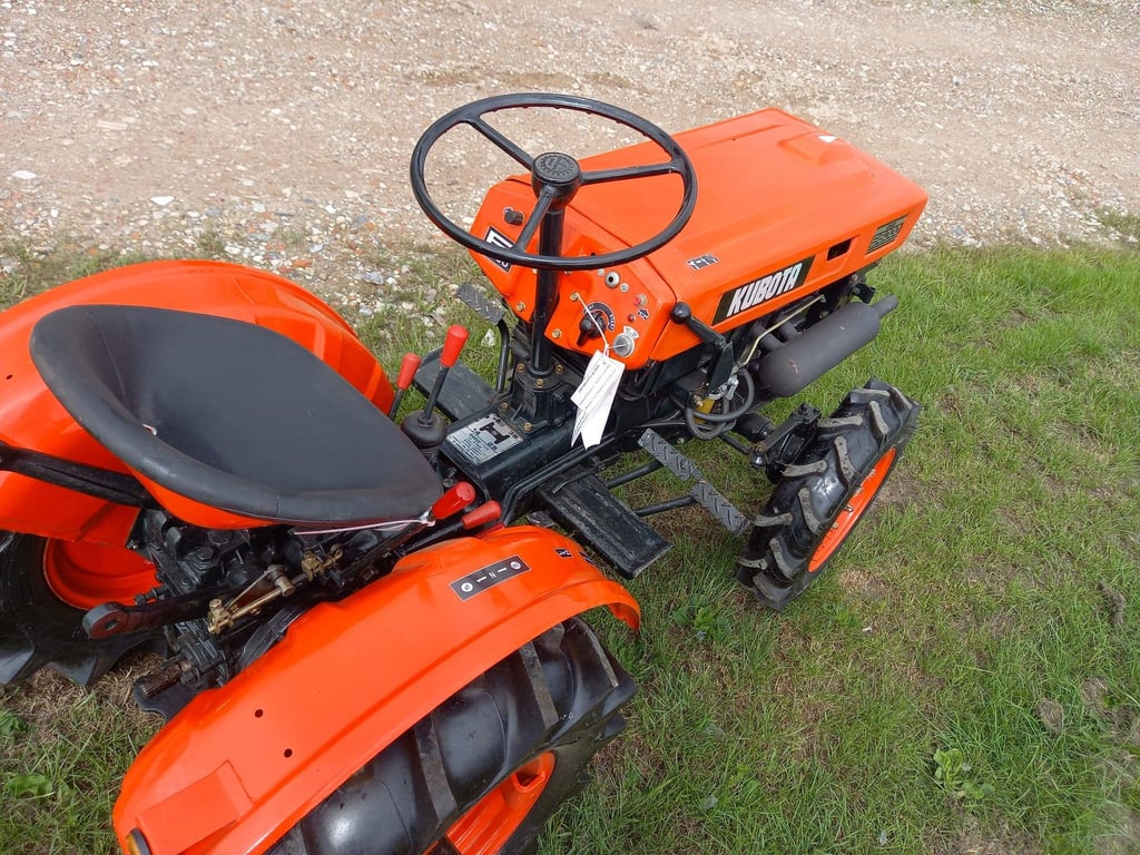 Mini tractor Kubota B6000 Diesel 12hp Refit New B6000 0 image 8