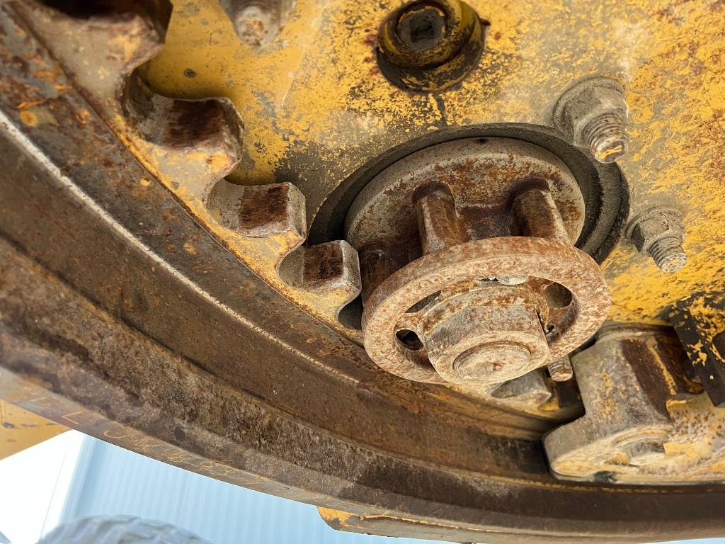 CAT 140H 1997 208067 140H 1997 1 Motor graders image 15