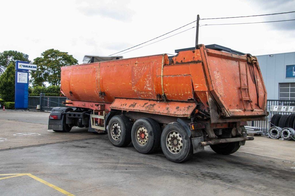 ATM ATM OKS 13/27C -28M3 + STEEL+HYDR.DOOR 2008 E56313 ATM ATM OKS 13/27C -28M3 + STEEL+HYDR.DOOR 2008 1 image 4