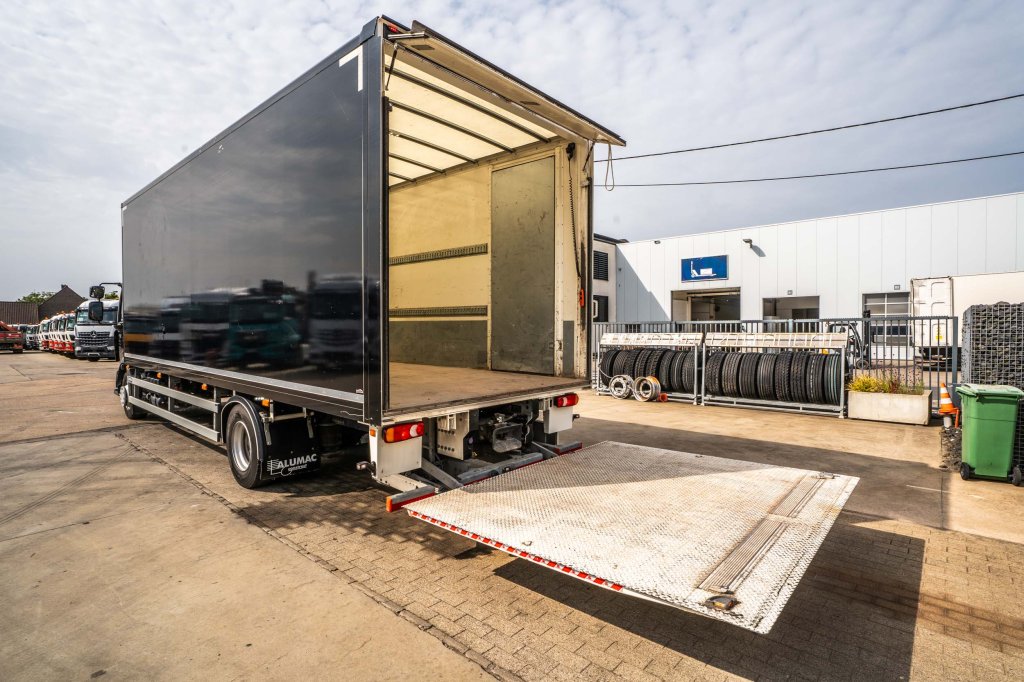 RENAULT D 16 250- 36000 KM +DHOLLANDIA 2T. 2021 E63892 Renault D 16 250- 36000 KM +DHOLLANDIA 2T. 2021 1 image 8
