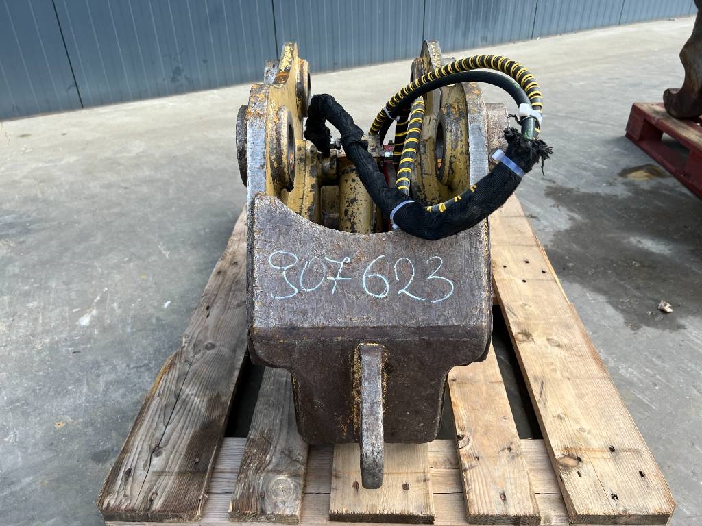 Heavy machinery product image - Image 2 of 15
