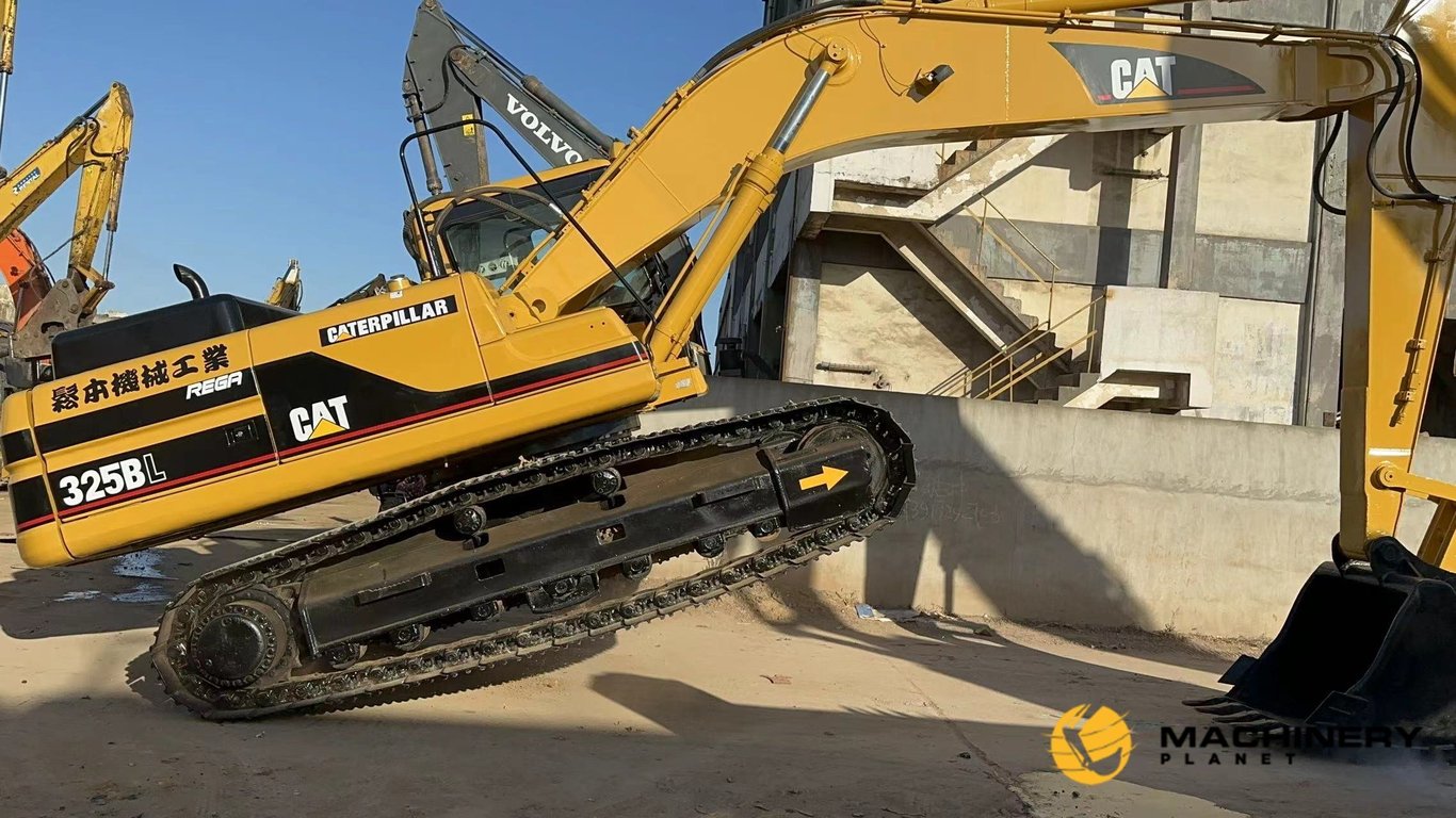 325BL Caterpillar Used Crawler Excavator 25tons LOW PRICE 325BL 2018 1 Crawler Excavators image 7