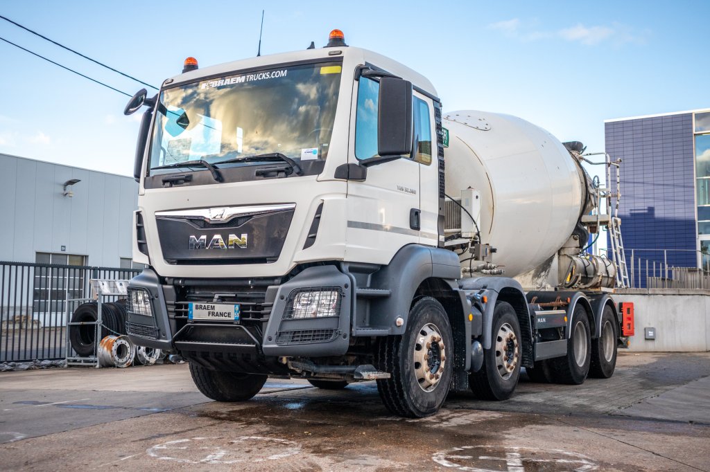 MAN TGS 32.360 BB+ MIXER 9M³ 2016 E60746 TGS 32.360 BB+ MIXER 9M³ 2016 1 image 5