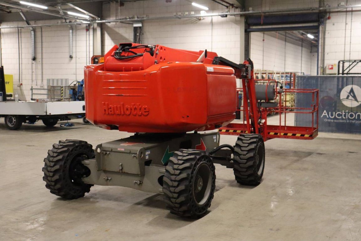 Haulotte HA16 RTJ PRO 4WD Diesel 16m Articulated Boom Lift 2015 2016 HA16 RTJ PRO 2016 1 image 6