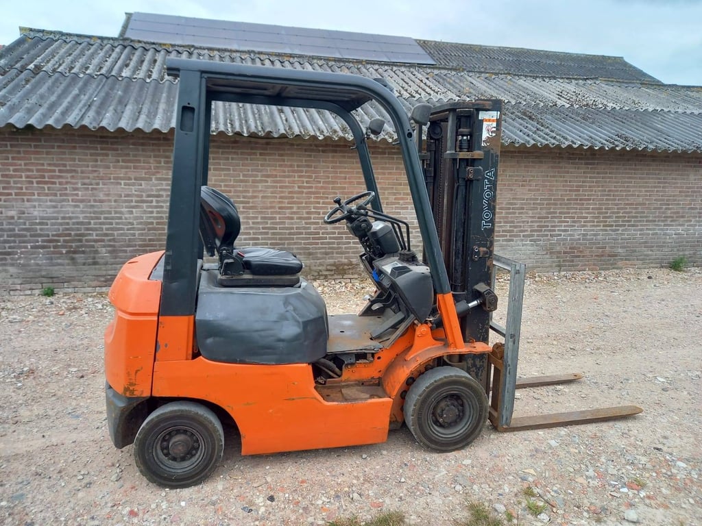Forklift Toyota 02-7FD14 Diesel 1400kg 3.0m 02-7FD14 1 Forklift image 4