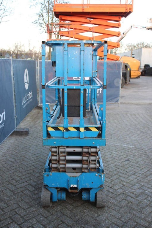Scissor lift Genie GS-1932 Electric 7.8m 2006 2006 GS-1932 2006 1 Scissor Lifts image 7
