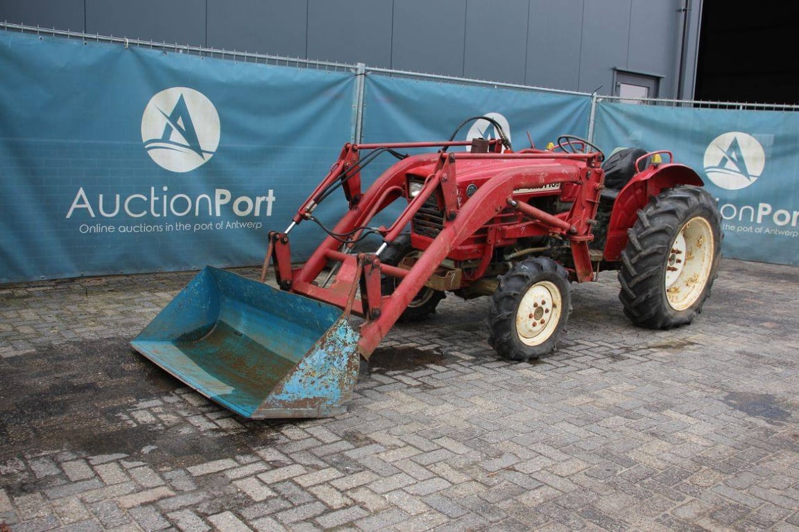 Yanmar YM3110D Diesel 37 hp mini tractor with front loader YM3110D 1 Tractor Units image 8