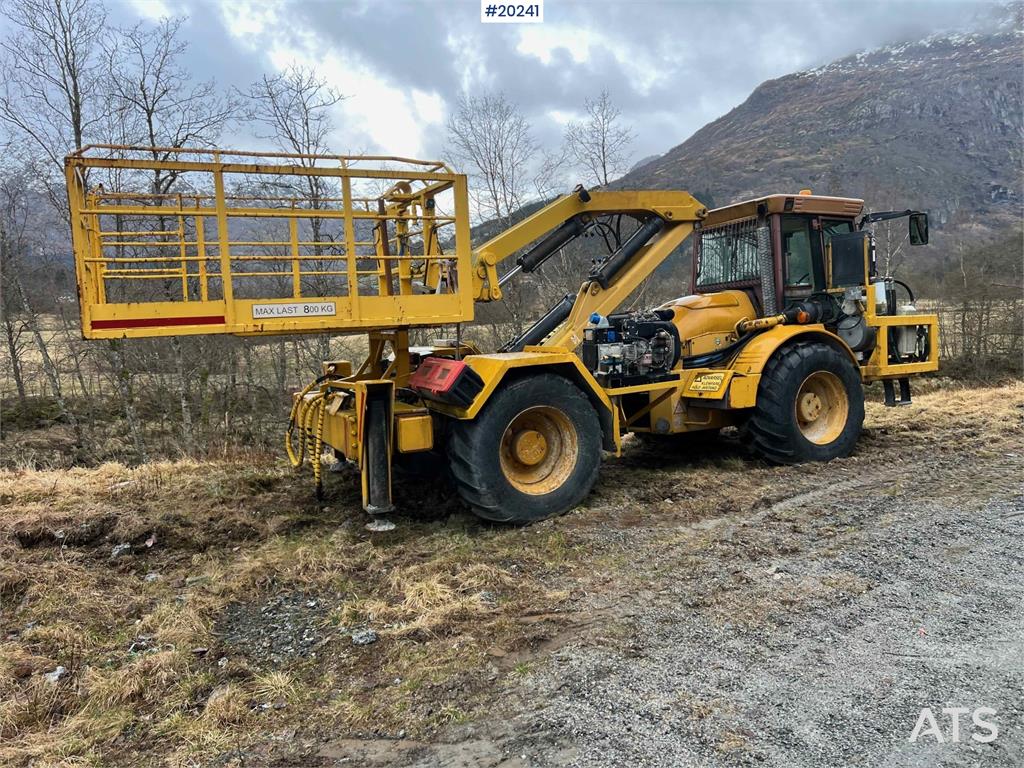 Hydrema 912B w/ 2007 Essverk Platform 912 lift with basket 2003 20241 Hydrema 912B w/ 2007 Essverk Platform 912 lift with ...