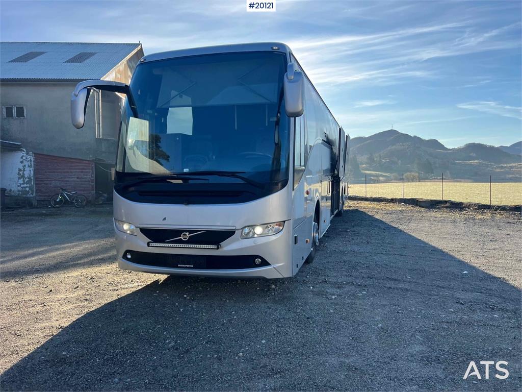 Volvo 9700 B11R Touring bus with seating for 13+1 and sl 2015 20121 9700 B11R Touring bus with seating for 13+1 and sl 201...