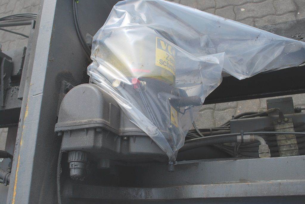 Kalmar 20-40 feet Sidespreader 2004 DIV1091 20-40 feet Sidespreader 2004 1 image 2