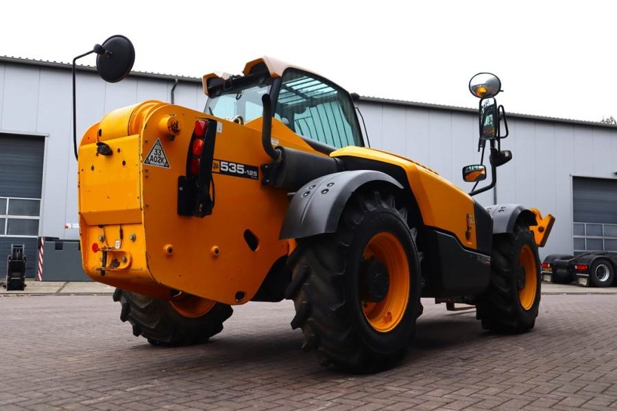 JCB 535-125 Diesel, 4x4x4 Drive, 12.5m Lifting Height, 2016 JCB - 535-125 - 90399 535-125 Diesel, 4x4x4 Drive, 12.5m Lifti...
