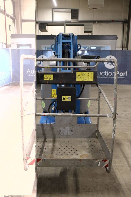 Genie GR26J Electric Mast Lift 9.90m 2016 2016 GR26J 2016 1 image 13