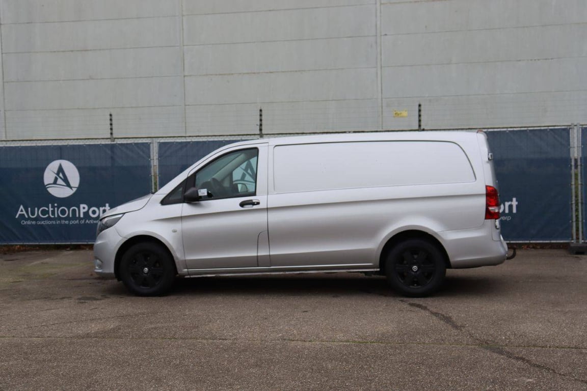 Mercedes-Benz Vito Diesel 2018 Van 2018 Vito 2018 1 image 3