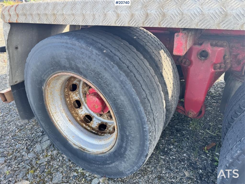 Scania R124 Hook truck. Partial Rep. object. 1997 20740 R124 Hook truck. Partial Rep. object. 1997 1 image 12