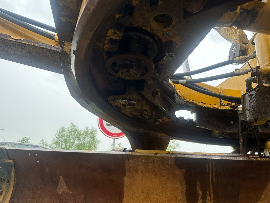 Caterpillar 120K | NEW TIRES 2018 00032807 120K | NEW TIRES 2018 1 image 12