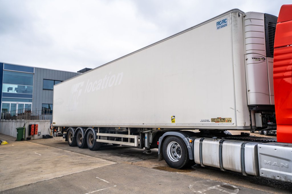 CHEREAU CARRIER 1950 MT+ DHOLLANDIA 2013 E64819 Chereau CARRIER 1950 MT+ DHOLLANDIA 2013 1 image 2