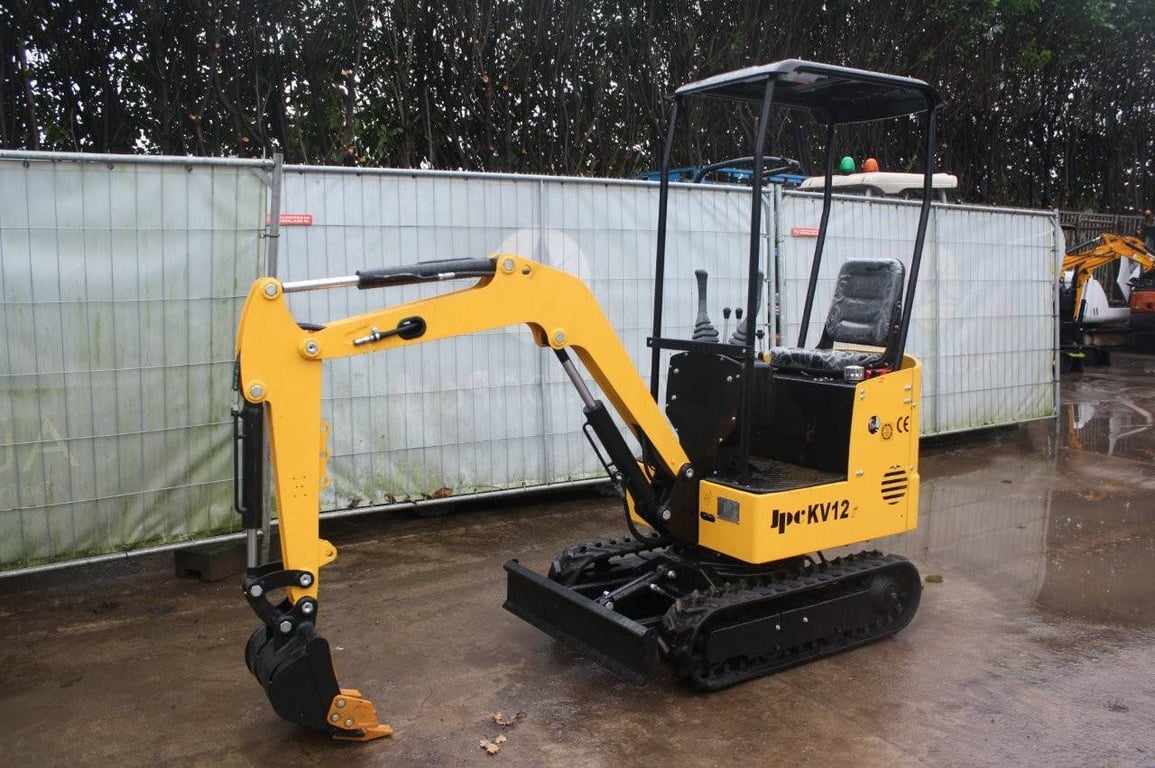 Mini excavator JPC KV12 Diesel 12pk 2024 Demo 2024 JPC KV12 2024 1 image 2
