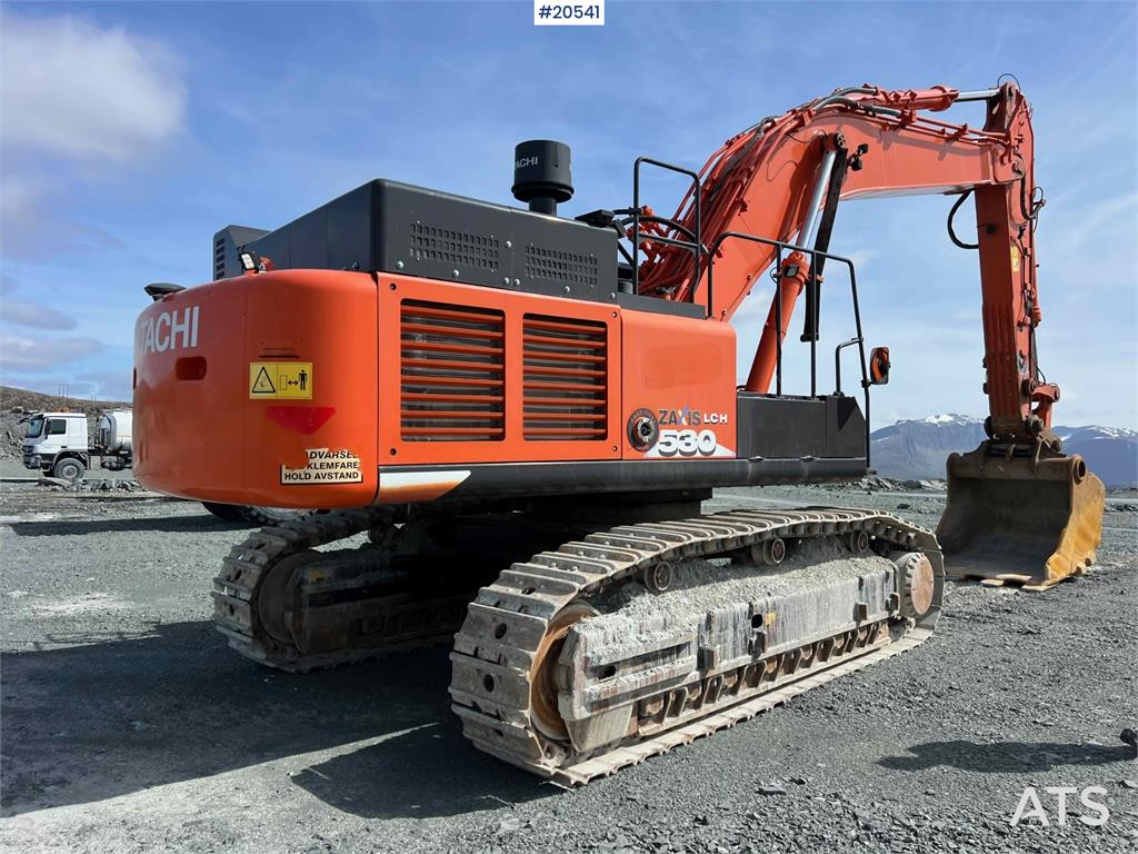 Hitachi zx530LCH-6 excavator w/ bucket. WATCH VIDEO 2018 20541 zx530LCH-6 excavator w/ bucket. WATCH VIDEO 2018 1 Crawler ...