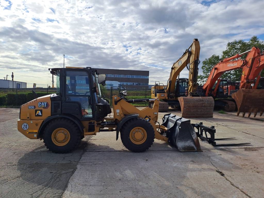 CAT 906 (Bucket+Forks) 2024 ATR-2118 906 (Bucket+Forks) 2024 0 Wheel Loaders image 5