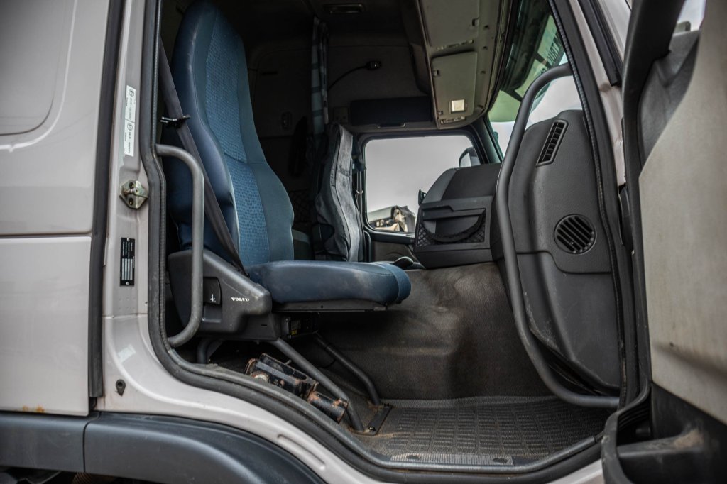 VOLVO FM(FH) 420 GLOBE+KIPHYDR. 2010 E62634 FM(FH) 420 GLOBE+KIPHYDR. 2010 1 image 10