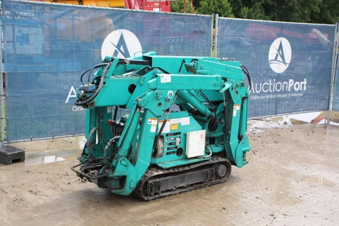 Mini crane Aichi UJ012 Petrol 1996 1996 UJ012 1996 1 Crane trucks image 6