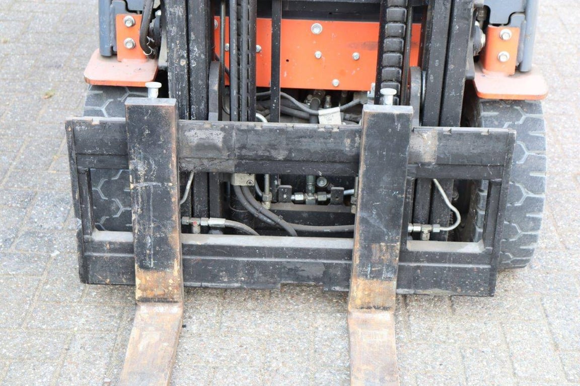 Forklift Toyota 8FBET16 Electric 1600kg 2012 2012 8FBET16 2012 1 Forklift image 11