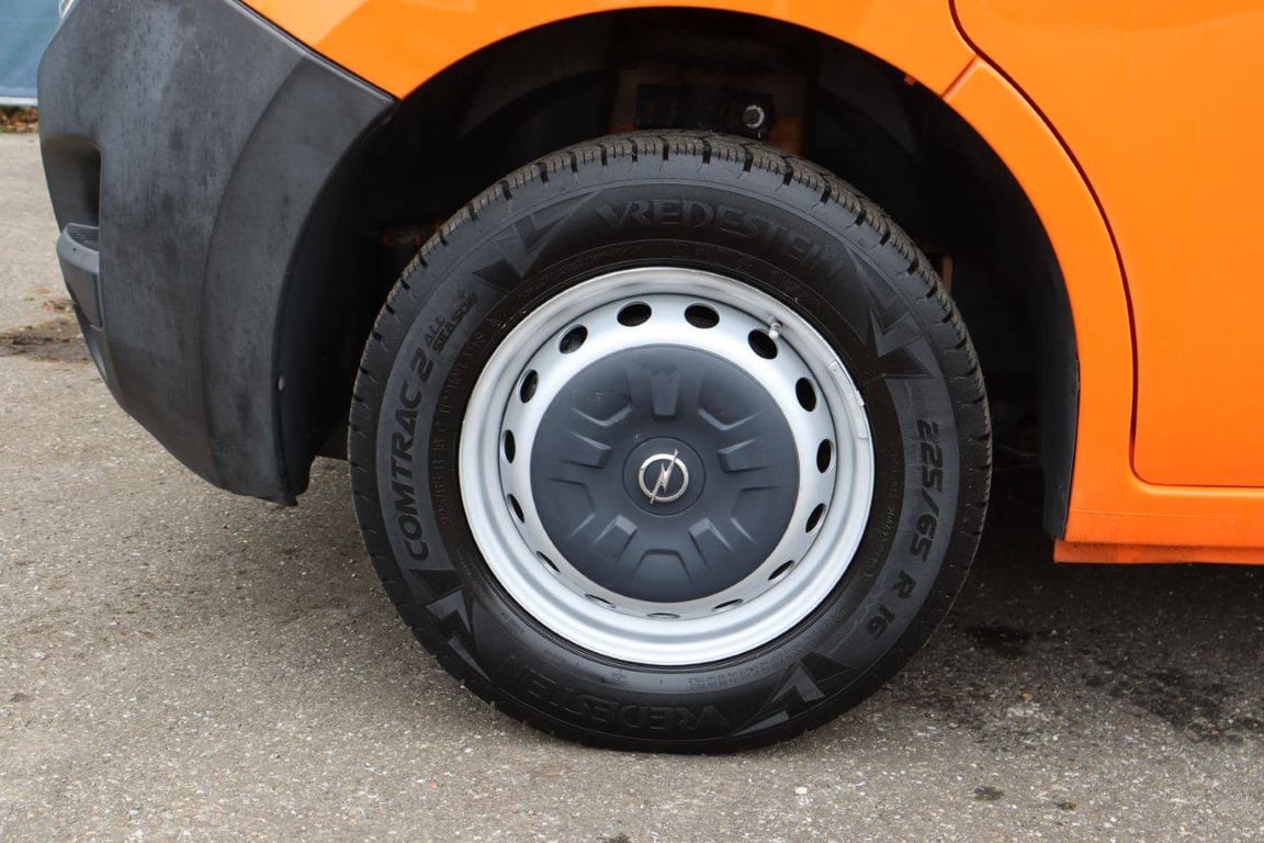 Opel MOVANO Diesel Van 2019 2019 Opel Movano 2019 1 image 15