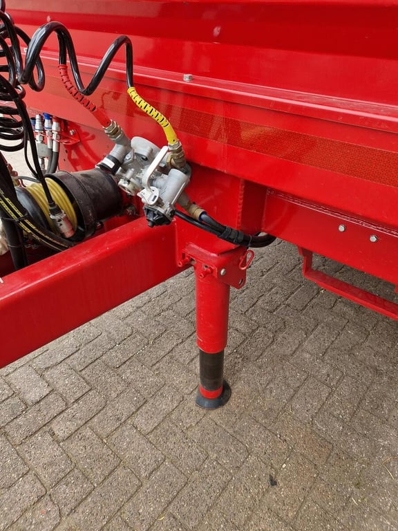 Heavy machinery product image - Image 8 of 12