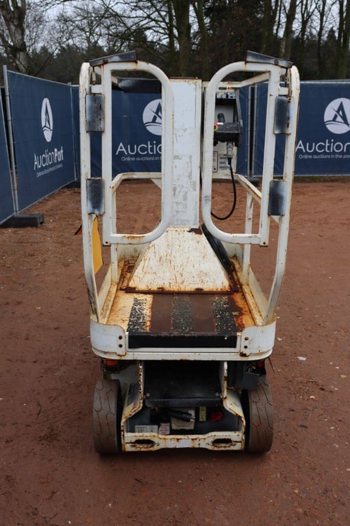 JLG 1230ES Electric Mast Lift 5.66m 1230ES 1 image 8