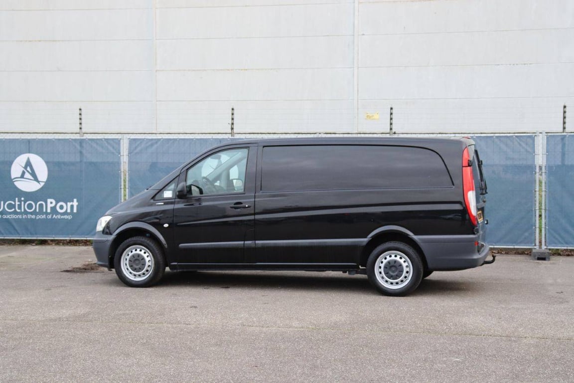 Mercedes-Benz Vito 110 CDI Diesel 2014 Van 2014 Vito 110 CDI 2014 1 image 3