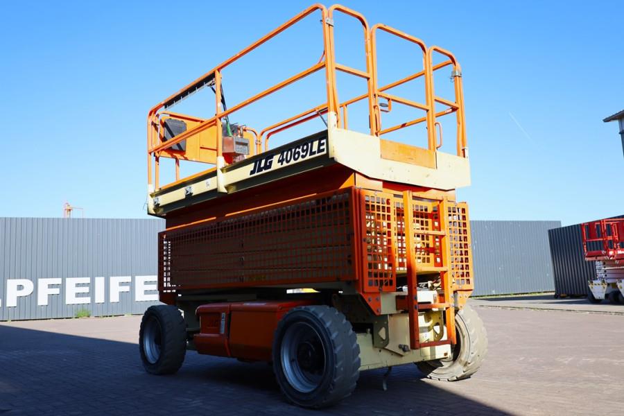 JLG M4069LE Hybrid, 14.2m Working Height, 360kg Capaci 2012 JLG - M4069LE - 90289 M4069LE Hybrid, 14.2m Working Height, 36...