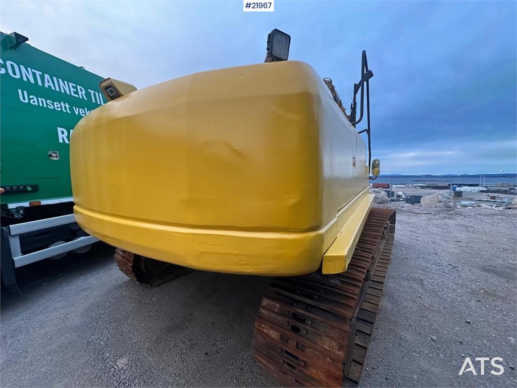 Komatsu PC240LC-8 Crawler Excavator w/ Digger Bucket. 2007 21967 PC240LC-8 Crawler Excavator w/ Digger Bucket. 2007 1 Craw...