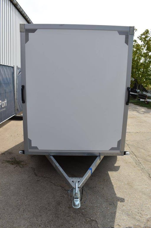 Closed Trailer Kerenzo 750kg 3.00x1.50x1.80m New KERENZO 0 image 8
