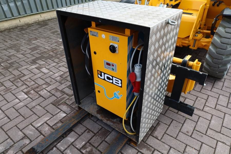JCB 525-60E Guarantee! Fully Electric, 2500kg Capacity 2022 JCB - 525-60E - 63190 525-60E Guarantee! Fully Electric, 2500k...