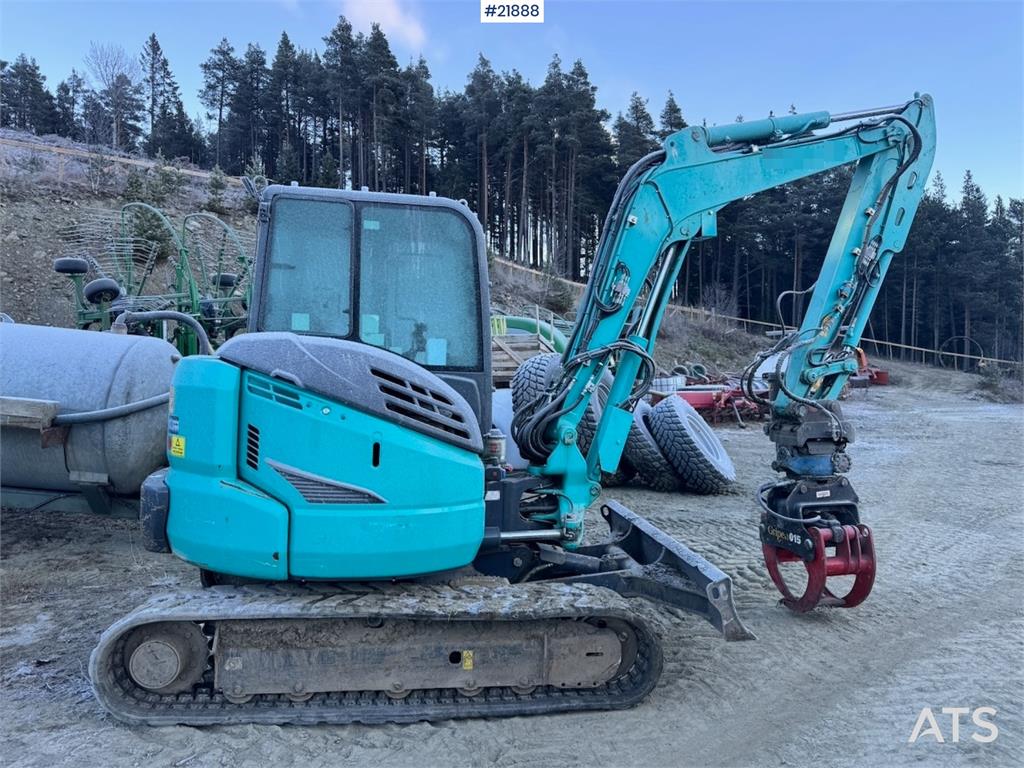 Kobelco SK55SRX-6 with Rototilt and 3 buckets. 2330 hours! 2018 21888 SK55SRX-6 with Rototilt and 3 buckets. 2330 hours! 2...